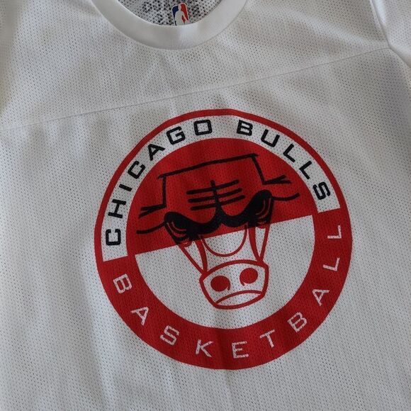 NBA Chicago Bulls Basketball Mesh Shirt Top White Size Large - Picture 2 of 7